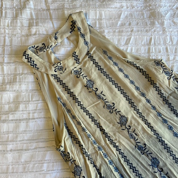 Altar’d State Floral Embroidered Dress - Picture 3 of 8